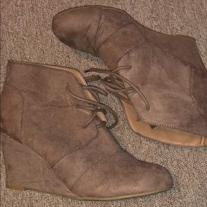 Wet Seal heeled booties